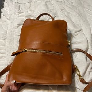 Fawn Design pod style backpack
